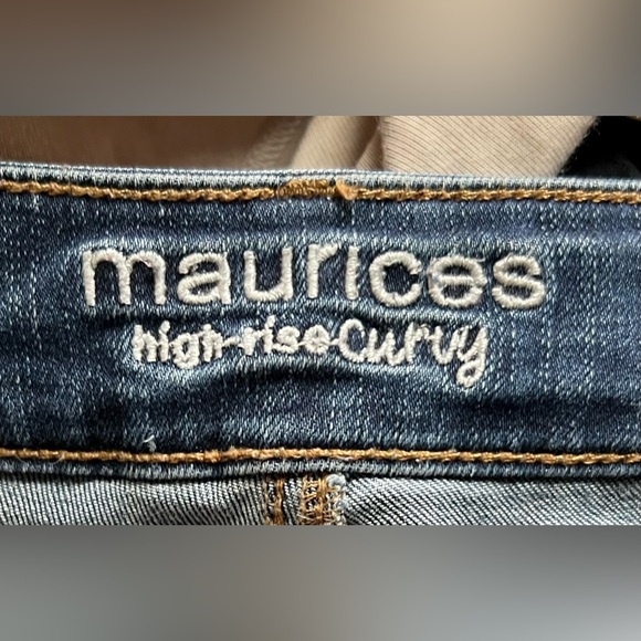 Maurice’s high rise curvy jeans plus size 14 short - Picture 3 of 4
